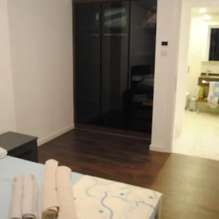 Grand Sapphire A Block -mansion De La 1 Bedroom Apartman