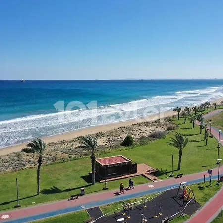 Grand Sapphire A Block -mansion De La 1 Bedroom * Ájosz Jeórjosz