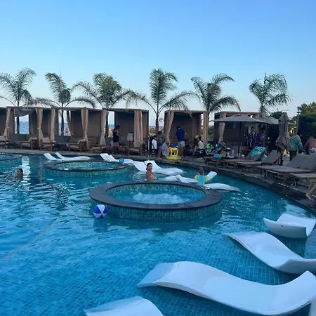 Grand Sapphire A Block -mansion De La 1 Bedroom *