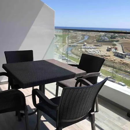 Grand Sapphire A Block -mansion De La 1 Bedroom 公寓 *
